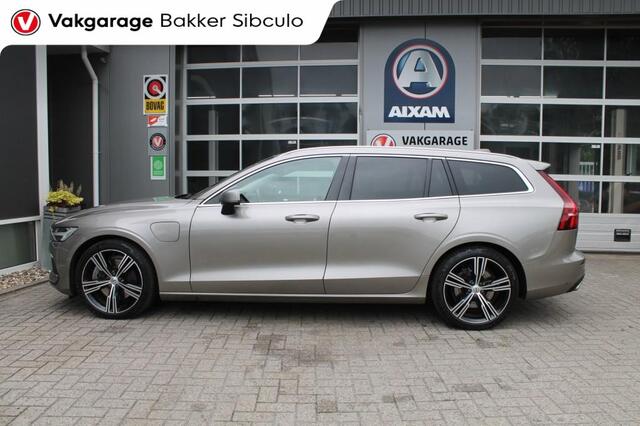 Volvo V60 2.0 T8 Twin Engine AWD Inscription PANORAMADAK LEER 19 INCH