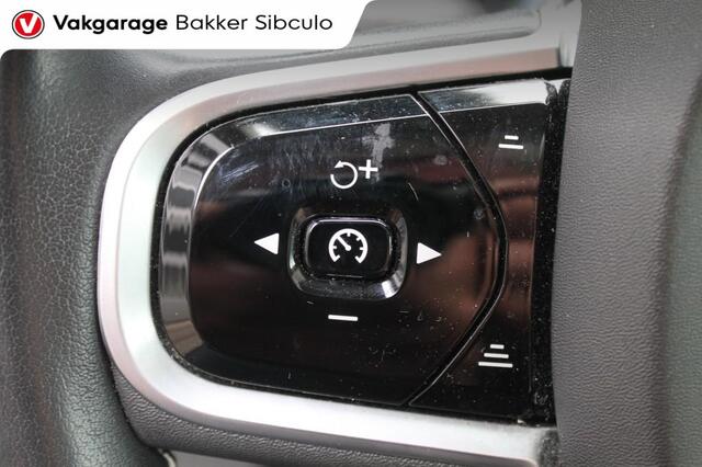 Volvo V60 2.0 T8 Twin Engine AWD Inscription PANORAMADAK LEER 19 INCH