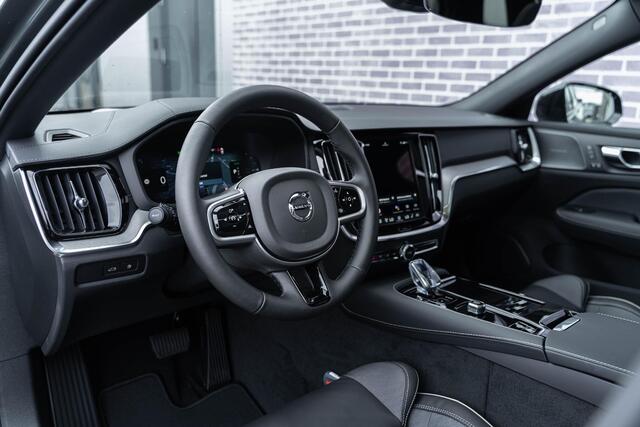 Volvo V60 2.0 T6 Plug-in hybrid AWD Ultra Dark |SOH 100%|360 camera | Adaptieve cruise control | Blis | Stand kachel | Google | Verwarmde voorstoelen | achterbank verwarming | Harman Kardon Audio | Elektrische bedienbaar panorama dak |