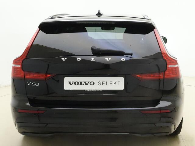 Volvo V60 B4 198PK Automaat Plus Dark / Standkachel / Stoel/- stuurverwarming / Keyles entry / Trekhaak / Camera /