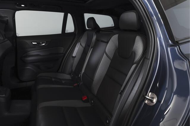 Volvo V60 2.0 T6 Plug-in hybrid AWD Ultra Dark | S/K-Panodak | Dig. Cockpit | Adapt. Cruise | Stoel-+Stuurverw. | PDC | 360 Camera | NAV + App. Connect | ECC | Elek. Klep | LM 19" | 8823