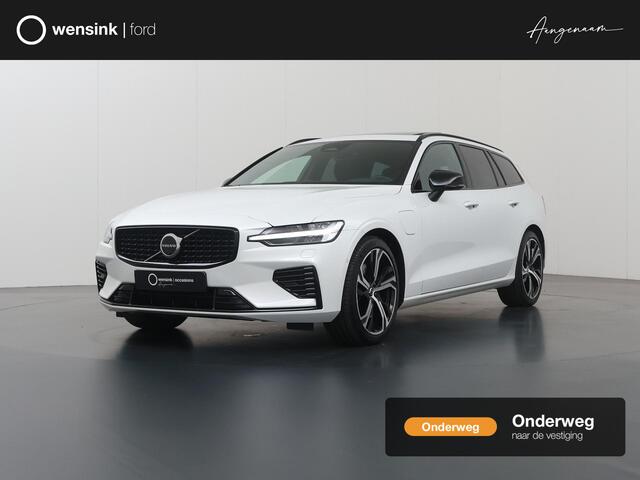 Volvo V60 2.0 T6 Plug-in hybrid AWD Ultra Dark | B&W Audio | HUD | Stoelverwarming V+A | Panoramadak | Memory stoelen | Dodehoek detectie | Camera 360° |