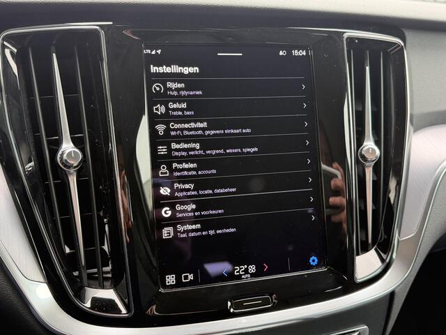Volvo V60 2.0 B3 Essential Edition Elek. trekhaak / Driver Assist / Driver pack / adaptieve cruise / Apple carplay /