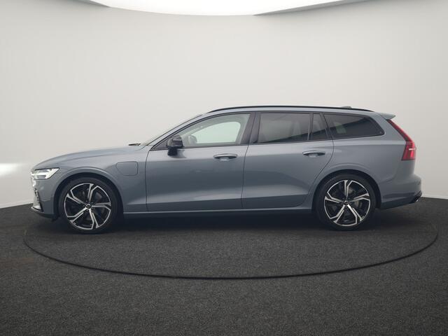 Volvo V60 T6 AWD Plus Dark LONG RANGE PHEV 350pk Dealer O.H. | Adaptive Cruise | Camera | Harman / Kardon | Lederen Sportstoelen Memory & Verwarmd | Keyless | Blis | Stuur Verwarmd | Google Assistent | Apple Carplay | Plug In Hybrid |