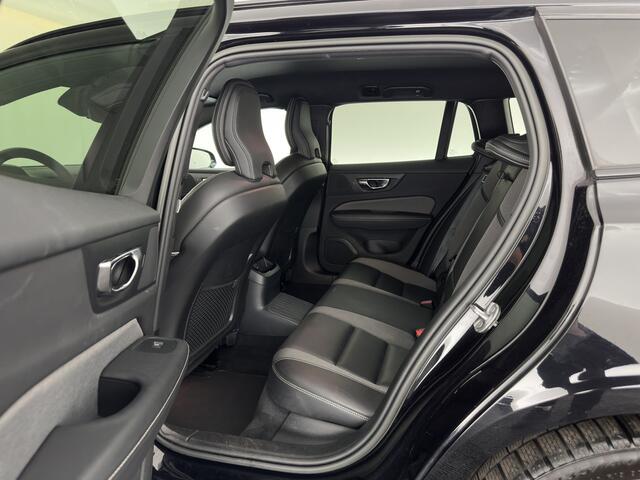 Volvo V60 2.0 T8 Recharge AWD R-Design Black-Line {SoH-99%} (Plug-in) (INCL-BTW) Aut. *LEATHER-FABRIC | FULL-LED | MEMORY-PACK | HARMAN/KARDON | DIGI-COCKPIT | HEATED-SPORTSEATS | KEYLESS | DAB+ | NAVI-FULLMAP | PDC | CRUISE | HEAD-UP | TOWBAR | 19''