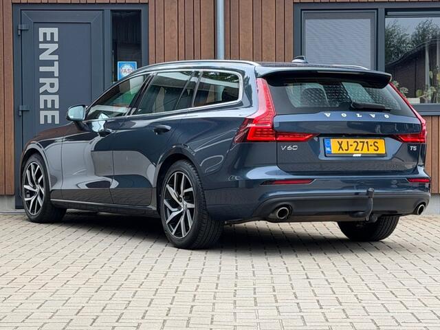 Volvo V60 2.0 T5 MOMENTUM Stoelverw. Leder Trekhaak