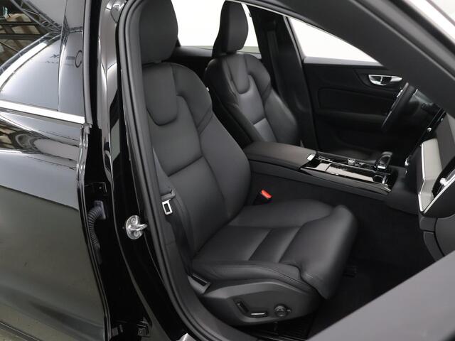 Volvo V60 2.0 T6 Plug-in hybrid AWD Plus Bright | Elektr. Trekhaak | Navigatie | Stoel/Stuurverwarming | Parkeercamera | Cruise Control Adaptief | elektr. Achterklep |