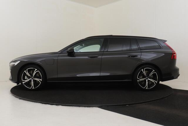 Volvo V60 T8 PLUG-IN HYBRID AWD ULTRA DARK *FULL OPTIONS!* -PANO.DAK|BOWERS&WILKINS|GEVENT.LEDER+MASSAGE|360°CAM|HEAD-UP DISP.|TREKHAAK|19"|Soh:100%
