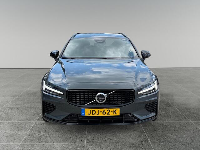 Volvo V60 T6 Plug-in hybrid AWD Plus Dark | Trekhaak elektr. | 360 camera