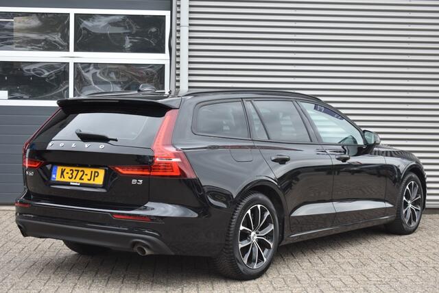 Volvo V60 2.0 AUT. B3 MOMENTUM / ADAP. CRUISE / PDC + P.CAM. / STOEL + STW VERW.