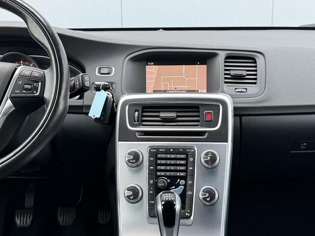 Volvo V60 2.0 T3 Polar+ Dynamic Navigatie/Trekhaak/Camera.