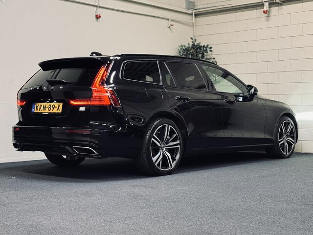 Volvo V60 T6 PHEV AWD Ultimate Dark | Panorama | Trekhaak | PilotAss.