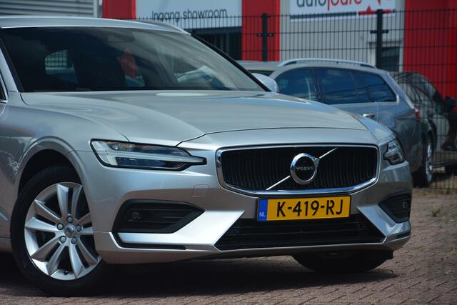 Volvo V60 2.0 B3 Business Pro Nederlandse auto dealeronderhouden 166791 NAP virtuele cockpit pdc navigatie sportstoelen leren bekleding stoelverwarming APPLE DAB+
