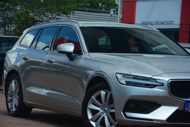 Volvo V60 2.0 B3 Business Pro Nederlandse auto dealeronderhouden 166791 NAP virtuele cockpit pdc navigatie sportstoelen leren bekleding stoelverwarming APPLE DAB+