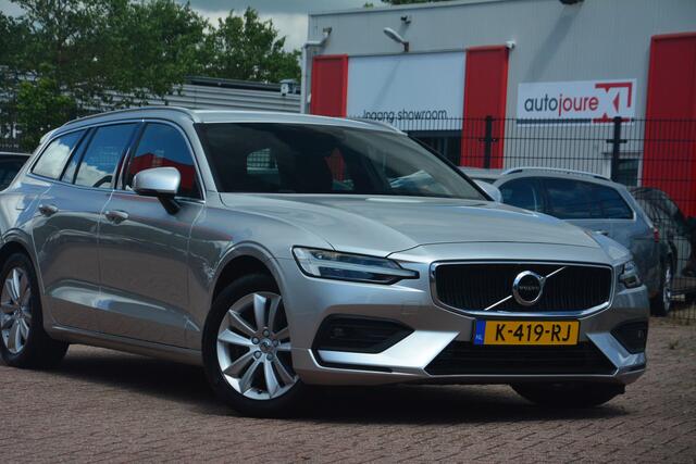 Volvo V60 2.0 B3 Business Pro Nederlandse auto dealeronderhouden 166791 NAP virtuele cockpit pdc navigatie sportstoelen leren bekleding stoelverwarming APPLE DAB+