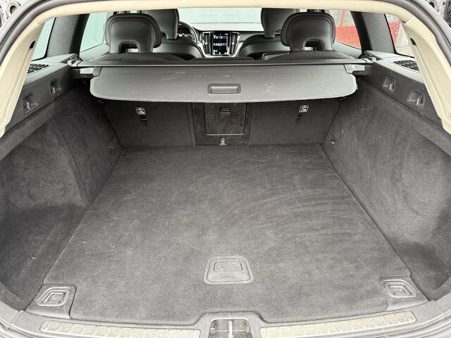 Volvo V60 BWJ 2021 2.0 B4 200 PK Momentum Advantage AUTOMAAT | NAVI | CLIMA | CRUISE | CARPLAY & ANDROID | LANE ASSIST | DAB | PDC | LMV