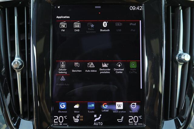 Volvo V60 B4 R-Design - IntelliSafe Assist & Surround - Harman/Kardon audio - Parkeercamera achter - Verwarmde voorstoelen, stuur & achterbank - Parkeersensoren voor & achter - Elektr. bedienb. bestuurdersstoel met geheugen - Draadloze tel. lader - Standkachel - Extra getint glas - 20' LMV