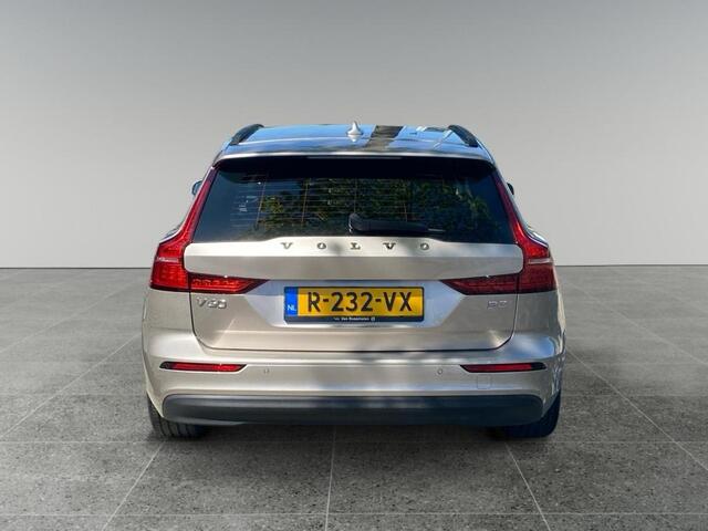Volvo V60 2.0 B3 Essential | Navigatie | Rijklaar | Volvo Selekt |