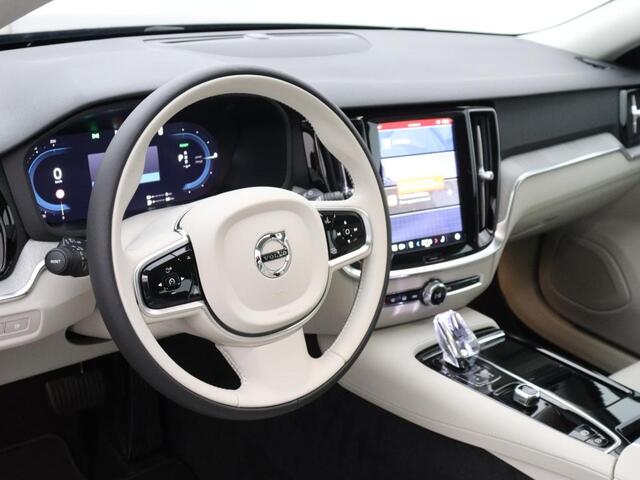 Volvo V60 2.0 T6 AWD Plus Dark | nappa leder | 19 inch