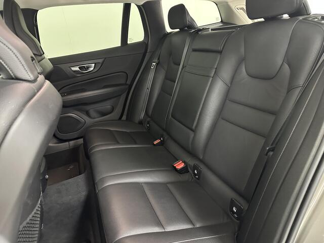 Volvo V60 2.0 T5 Inscription ELEKTRISCH WEGKLAPBARE TREKHAAK | ACHTERUITRIJCAMERA | LEDER INTERIEUR | STOELVERWARMING-/MEMORY |