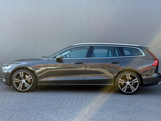 Volvo V60 2.0 T6 Recharge AWD R-Design ELEK. TREKHAAK | LEER | ADAPTIVE CRUISE | STOELVERW. | CAMERA | EXTRA SET WINTERWIELEN + VELG | MEMORY |
