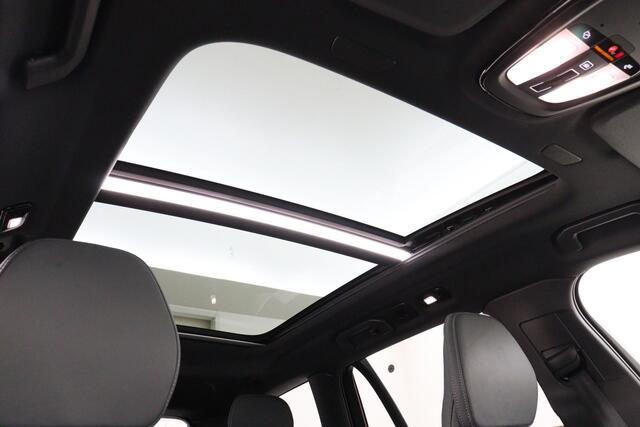 Volvo V60 T8 PLUG-IN HYBRID AWD ULTRA BRIGHT *UNIEK!* -PANO.DAK|BOWERS&WILKINS|SLATE|360°CAM|HEAD-UP DISP.|PRIVACY.GLAS|TREKHAAK|19"|SoH:100%