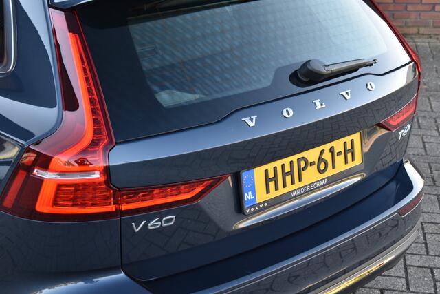 Volvo V60 T6 350PK Plug-in hybrid AWD Essential Bright | Moritz leder | 19 inch | All-season banden | Trekhaak