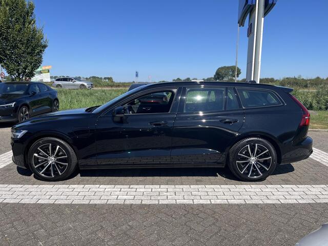 Volvo V60 T6 Plug-in hybrid AWD Plus Dark | 18 Inch Velgen | Climate Pack | Harman Kardon | Adaptive Cruise Control |