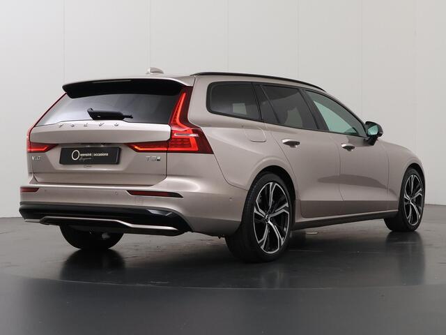 Volvo V60 2.0 T8 Plug-in hybrid AWD Plus Dark | 360 Camera | Harman/Kardon | Ele.stoelen + Geheugen | Stoel/stuurverwarming | Apple CarPlay/Android Auto | Ele.kofferdeksel |