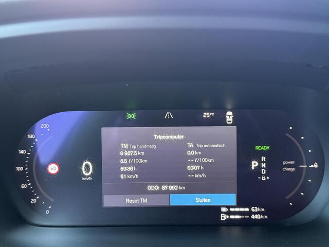 Volvo V60 2.0 T6 Plug-in hybrid AWD Plus Dark Longe Range! | Trekhaak | Pano | Camera | Pilot Assist!