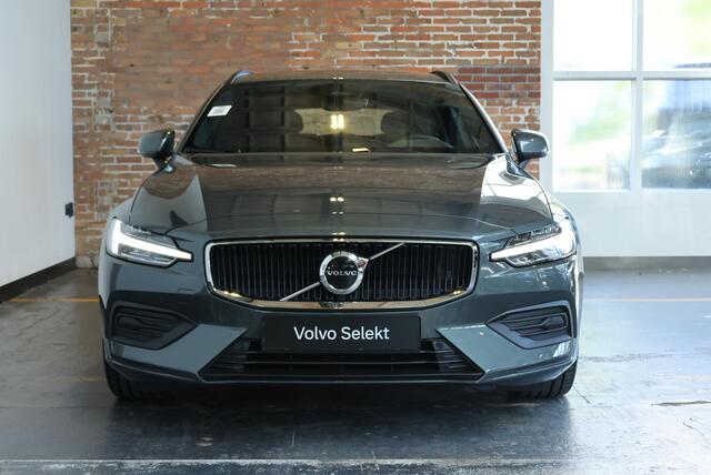Volvo V60 B4 Essential Edition | Lederen bekleding | Parkeercamera | Parkeersensoren voor + achter | Google infotainment | Climate Control | Cruise Control | Zwarte hemelbekleding |