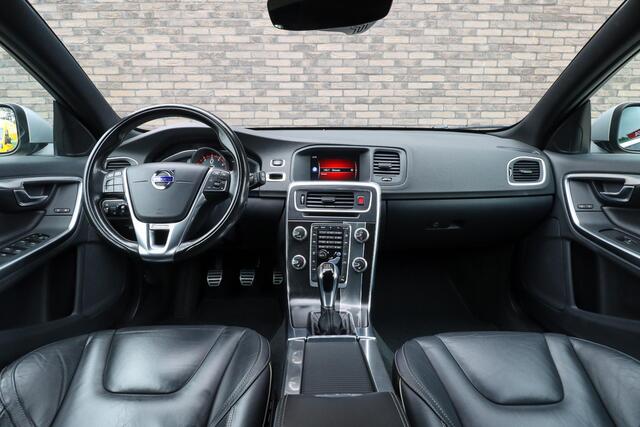 Volvo V60 2.0 T4 Business Sport | R-Design | Trekhaak | Schuif/kanteldak | Rijklaarprijs - incl.garantie