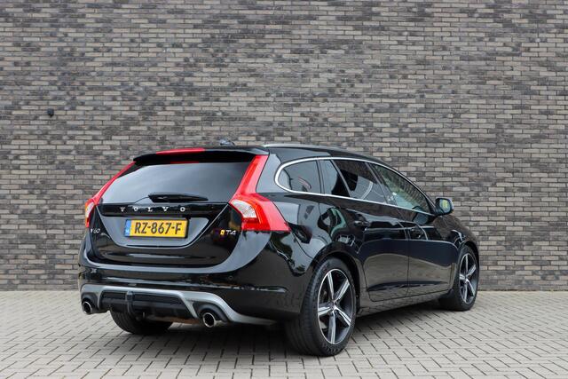 Volvo V60 2.0 T4 Business Sport | R-Design | Trekhaak | Schuif/kanteldak | Rijklaarprijs - incl.garantie