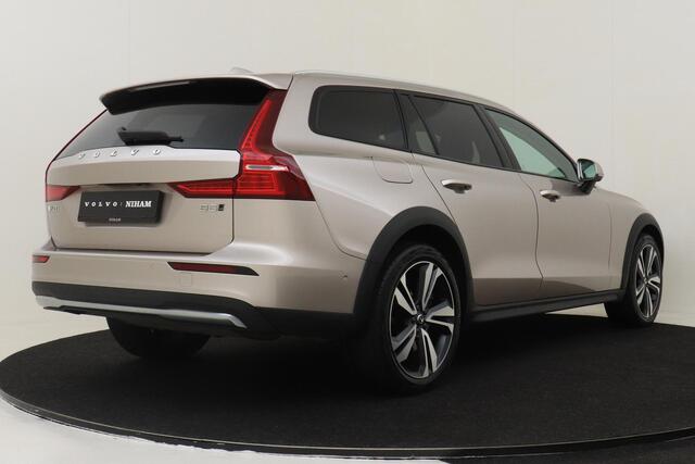 Volvo V60 CROSS COUNTRY B5 AWD ULTIMATE -FULL.OPTIONS!|PANO.DAK|B&W.AUDIO|MASSAGE|STANDKACHEL