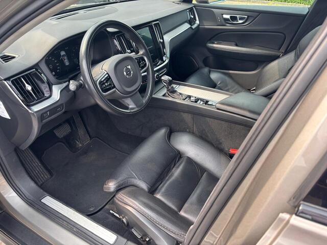 Volvo V60 CROSS COUNTRY 2.0 T5 AWD Pro