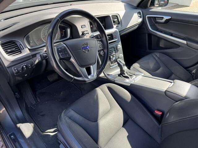 Volvo V60 CROSS COUNTRY 2.0 D3 Momentum*Navigatie*EXPORT/EX BPM*