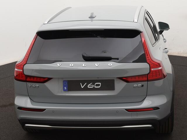 Volvo V60 CROSS COUNTRY 2.0 B5 AWD Core