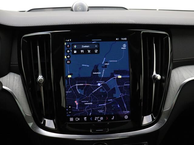 Volvo V60 CROSS COUNTRY B5 265pk AWD Ultimate / Bowers&Wilkins / Massage / Dubbel glas / Head-Up / 20'' / 360 Camera / Full-LED / Panoramadak / Keyless / El. Trekhaak / BLIS / ACC /