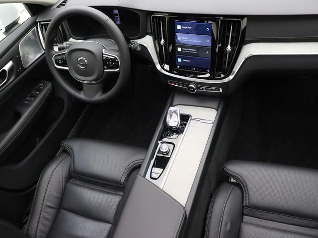 Volvo V60 CROSS COUNTRY B5 265pk AWD Ultimate / Bowers&Wilkins / Massage / Dubbel glas / Head-Up / 20'' / 360 Camera / Full-LED / Panoramadak / Keyless / El. Trekhaak / BLIS / ACC /