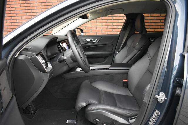 Volvo V60 CROSS COUNTRY B5 265PK AWD Plus | Styling Kit | 20'' | 360 Camera | Harman/Kardon | Trekhaak |