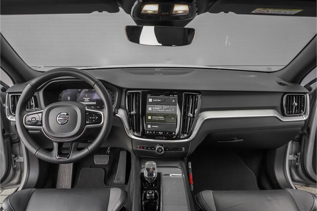 Volvo V60 CROSS COUNTRY 2.0 B5 AWD Plus Camera Stuur & Stoelverw H/K Memory Standverwarming