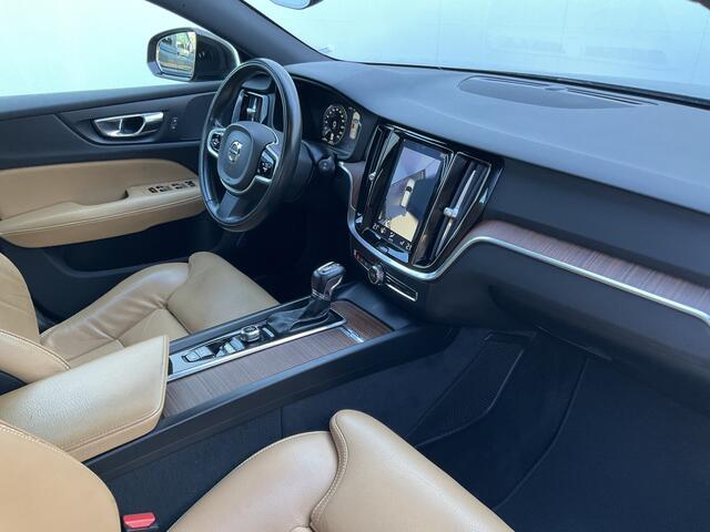 Volvo V60 CROSS COUNTRY 2.0 D4 AWD Intro Edition Elek.Trekhaak Leder 360-Cam Stoel/Stuurverw Orig.NL Voll.Onderhouden!