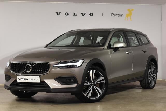 Volvo V60 CROSS COUNTRY B5 250PK Automaat AWD Pro / Adaptive Cruise Control / Bowers & Wilkins / 360 Graden Camera / Elektrisch glazen schuif-kanteldak / Head-up Display / Nappa leer met stoelventilatie / Massagefunctie voorstoelen / Elektrisch verstelbare stoelen met geheugen /