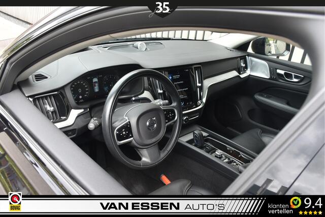 Volvo V60 CROSS COUNTRY 2.0 B5 AWD Ultimate Pano 360-Camera Trekhaak B&W Stoelverw./Ventilatie NL-AUTO 1e Eig!