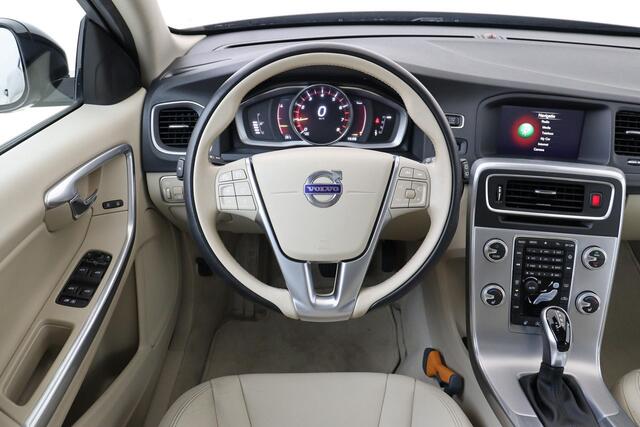 Volvo V60 CROSS COUNTRY T5 POLAR+ LUXURY -PANO.DAK|POWER-SEATS|ADAP.XENON|CAMERA|STANDKACHEL|PDC|KINDERZITJES|SENSUS-CONNECT|STOEL/STUURVERW.|TREKHAAK|18"