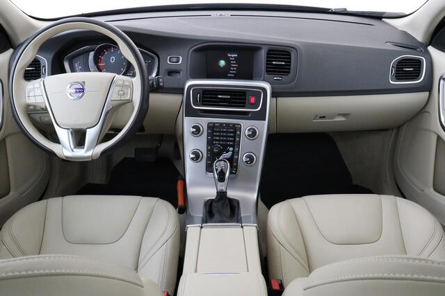 Volvo V60 CROSS COUNTRY T5 AUT. SUMMUM -PANO.DAK|PREMIUM.AUDIO|LEDER|POWER-SEATS|ADAP.XENON|CAMERA|STANDKACHEL|18"