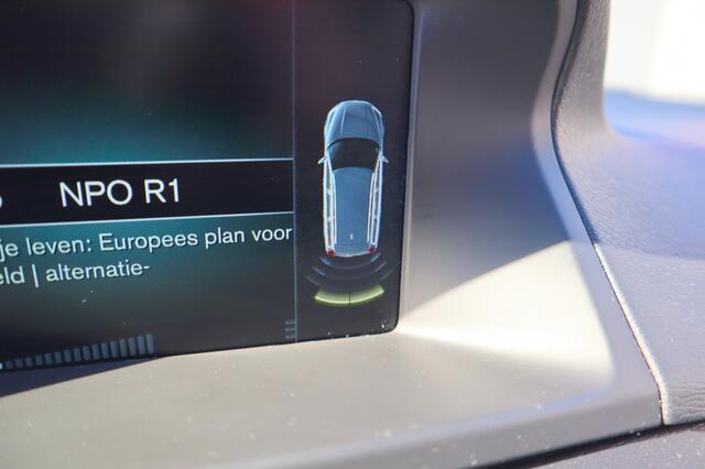 Volvo V70 2.0 T4 Polar | navi | trekh | stoelverw. | leer | 2e eigen. | bo