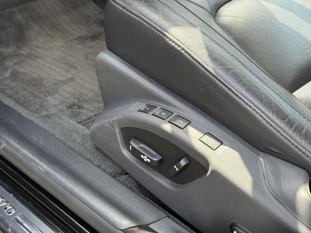 Volvo V70 T4 Polar+ Automaat | Lederen bekleding | Stoelverwarming | Elektrische stoelverstelling met geheugen | Standkachel | Volvo On Call | 17 inch LM velgen | Elektrisch schuif-kanteldak
