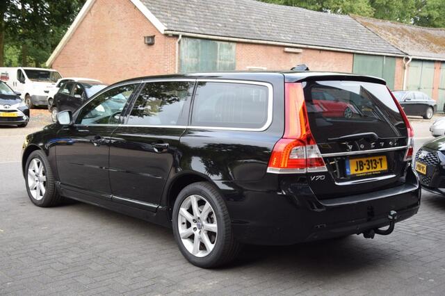 Volvo V70 2.0 T4 POLAR 190PK! LEER/TREKHAAK/ELEC. ACHTERKLEP
