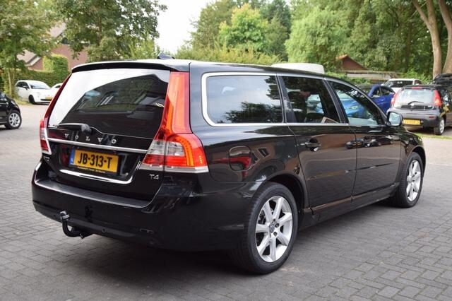 Volvo V70 2.0 T4 POLAR 190PK! LEER/TREKHAAK/ELEC. ACHTERKLEP